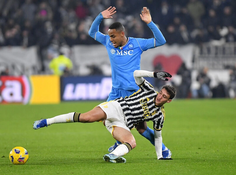 Juventus vs Napoli - Ngày về của những người cũ